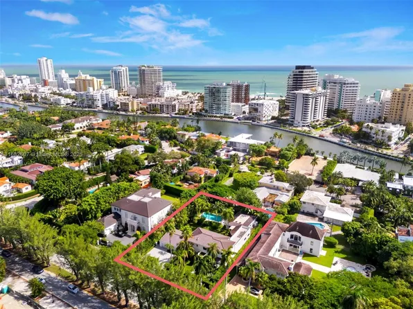 3125 Pine Tree Dr, Miami Beach, FL 33140