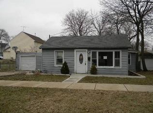 235 Harvey St, Elgin, IL 60123