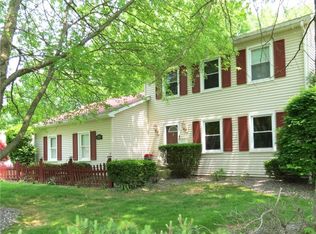 4779 Logan Arms Dr, Youngstown, OH