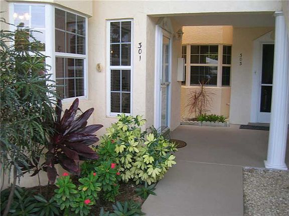 2nd image of 301 N Grove Isle Cir