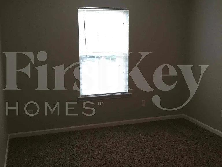 11540 Alicias Ct — Photo 13