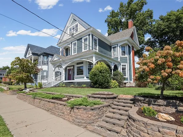 536 E 6th St, Alton, IL 62002
