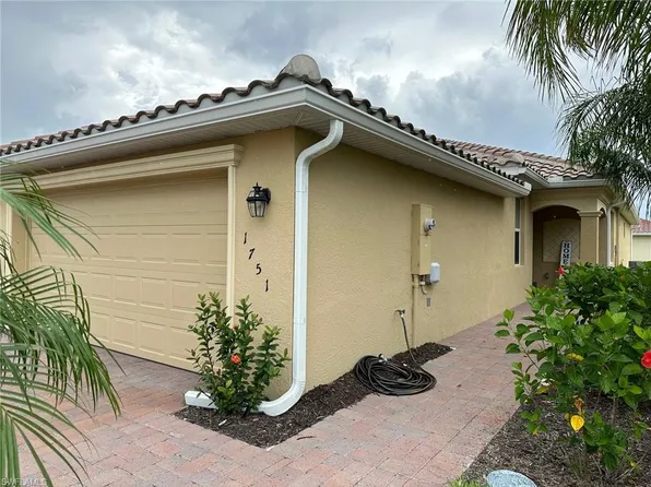 1751 Alameda DR, NAPLES, FL 34120