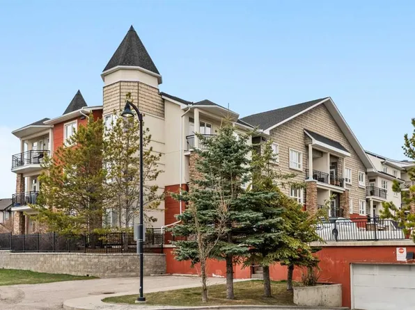 26 N Val Gardena Vw SW #342, Calgary, AB T3H 5Z5