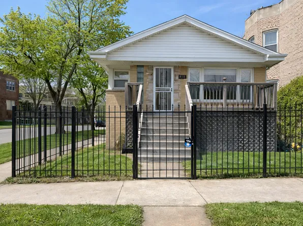 7758 S Burnham Ave, Chicago, IL 60649