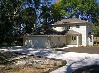 54425 Bell St, South Bend, IN 46628
