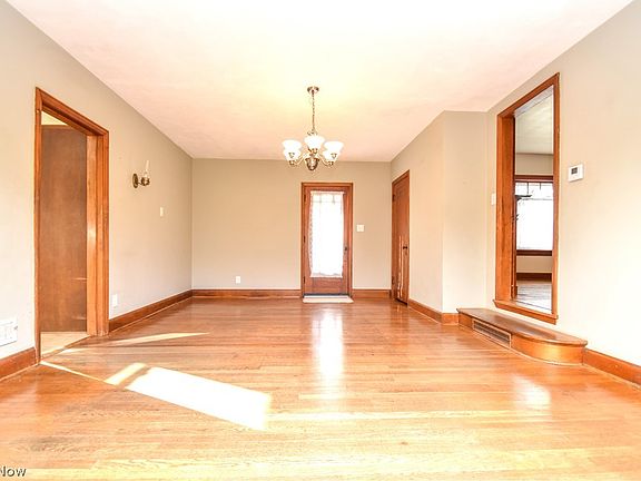 5th image of 150 Park Dr
