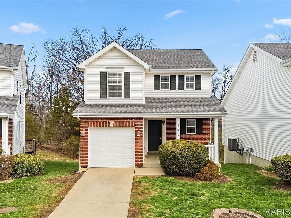 1st image of 263 Tyndale Dr