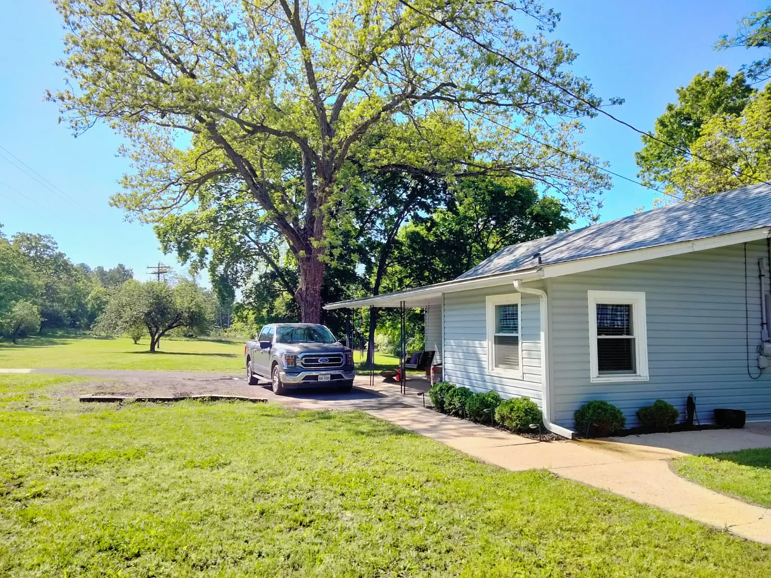 2 bed, 1400 sqft, $1,375 — Photo 4