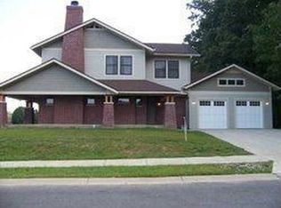 733 Raintree Dr, Avon, IN 46123