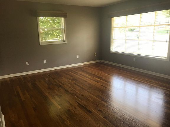 3rd image of 5310 Lakeland Dr