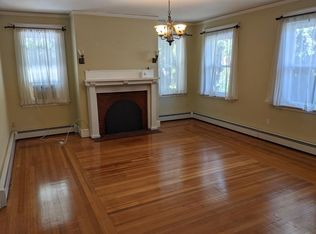 2 Oliver St, Watertown, MA 02472