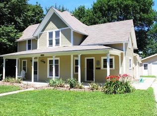 1009 Prairie St, Guthrie Center, IA 50115