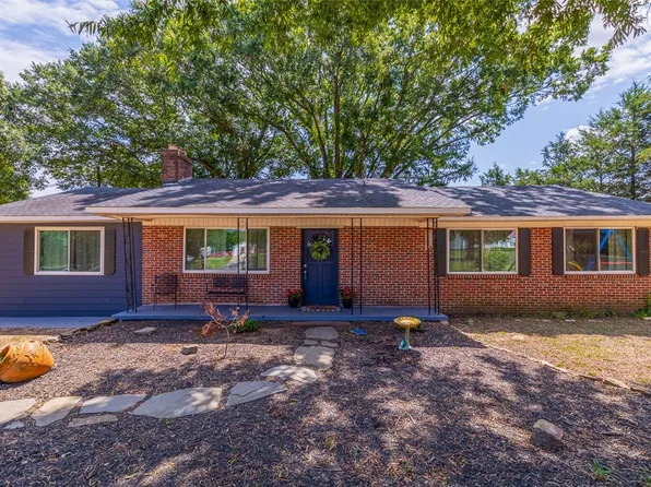 139 Williams Rd, Pelzer, SC 29669