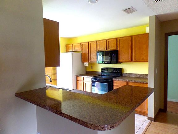 2nd image of 6195 Banyan St