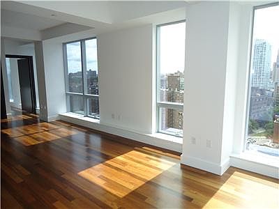 5th image of 150 Myrtle Ave APT 1806