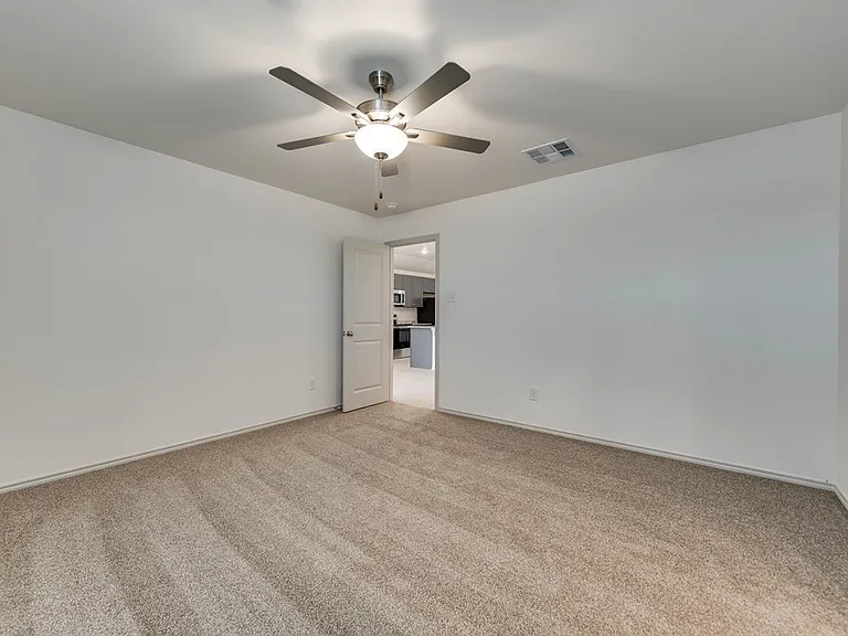 8212 E County Road 111 — Photo 18