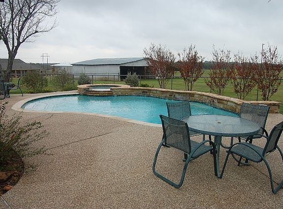 Pool & Hot Tub 