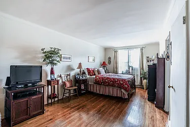 Sold by Universal Realty Group