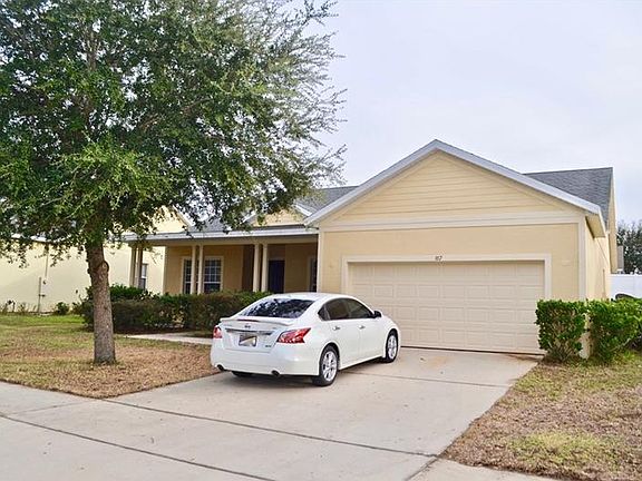 2nd image of 917 White Oak Way