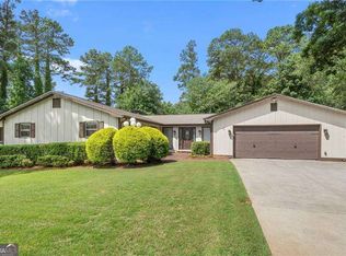 1204 Heritage Hills Cir, Snellville, GA 30078