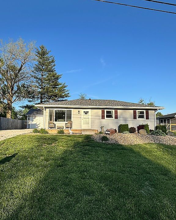 1st image of 3470 Martha Dr