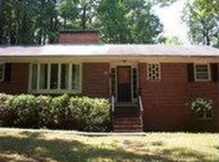633 N Gulf St, Sanford, NC 27330