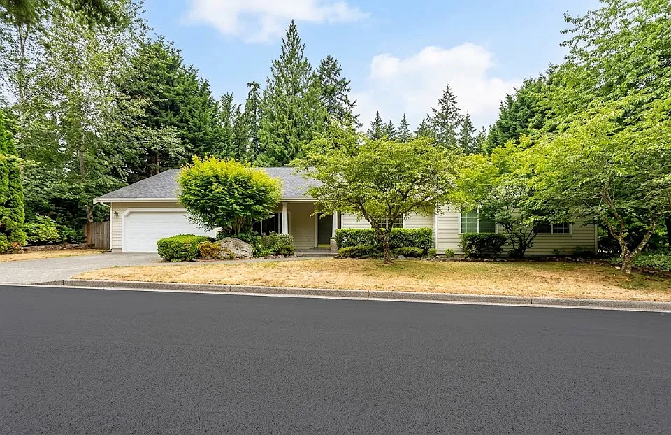 10506 78th Ave NW