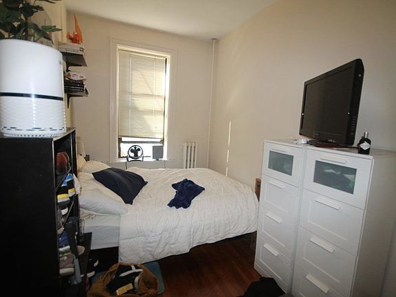 4th image of 25-64 35th St #D4