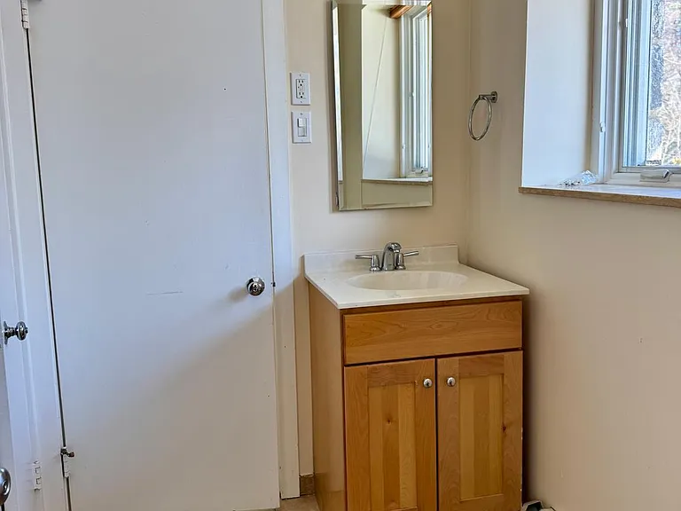 8233 Fairview Rd — Photo 15