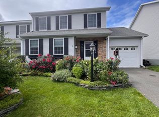 9 Van Winkle Rd #9, Hudson, NY 12534