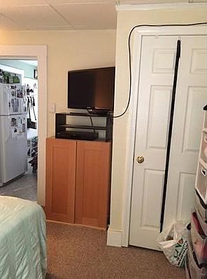 5th image of 35 Moore Ave #1