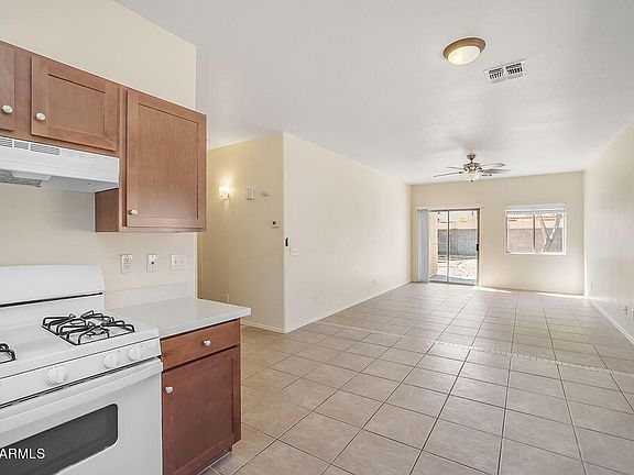 3rd image of 30746 N WHIRLAWAY Trail