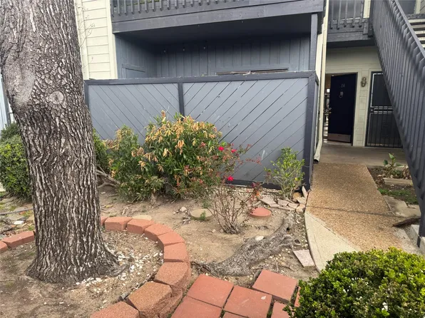 9009 Richmond Ave APT 604, Houston, TX 77063