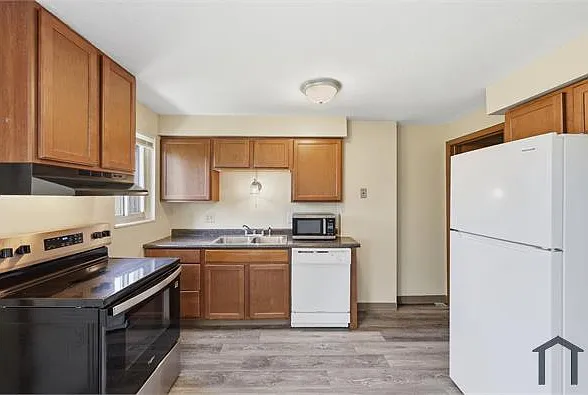 1759 Lonsdale Rd #C — Photo 13