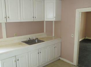 56 Pierce St APT 1, Lewiston, ME 04240