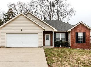 423 Barking Dr, Smyrna, TN 37167