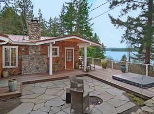 3020 Pleasant Beach Dr NE, Bainbridge Island, WA 98110