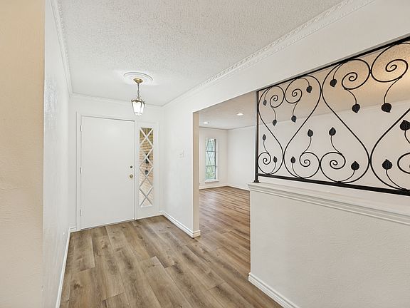 3rd image of 2603 Forest Grove Dr
