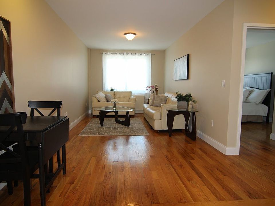 1st image of 2012 31st St APT 6D