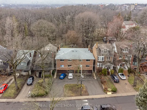 176/178 Balsam Ave, Toronto, ON M4E 3B4