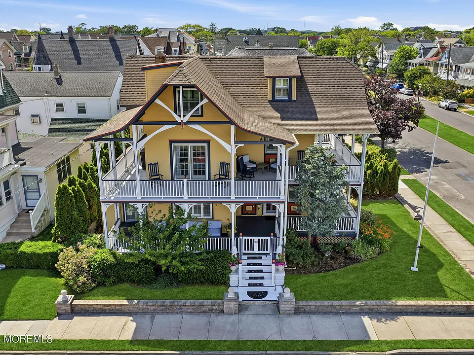 93 Central Ave