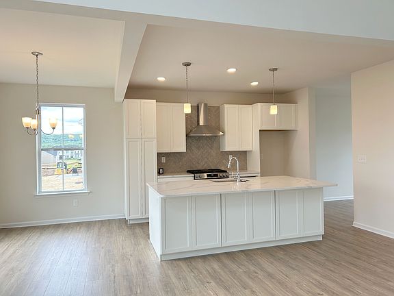 Kitchen Breakfast Area