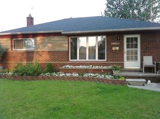 28095 Alger Blvd, Madison Heights, MI 48071