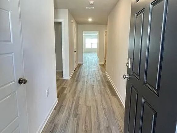 3rd image of 6327 Burrow Ln