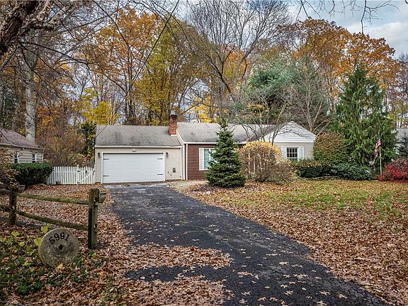 2nd image of 5991 Louis Dr