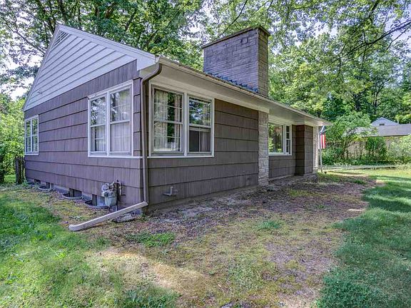 2nd image of 52604 Lynnwood Ave