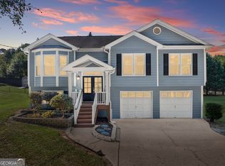 365 Overlook Ct, Auburn, GA 30011