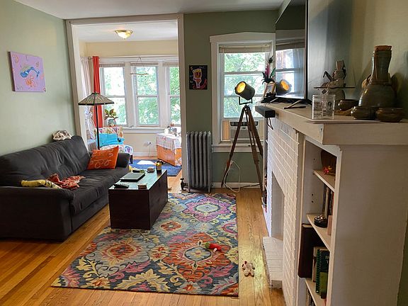 4th image of 2641 W Ainslie St #E3