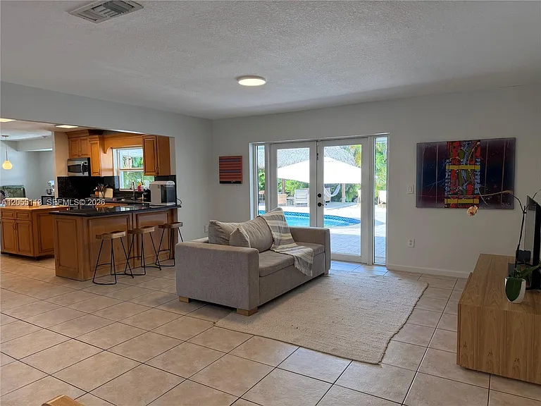 5721 SW 59th Pl — Photo 9